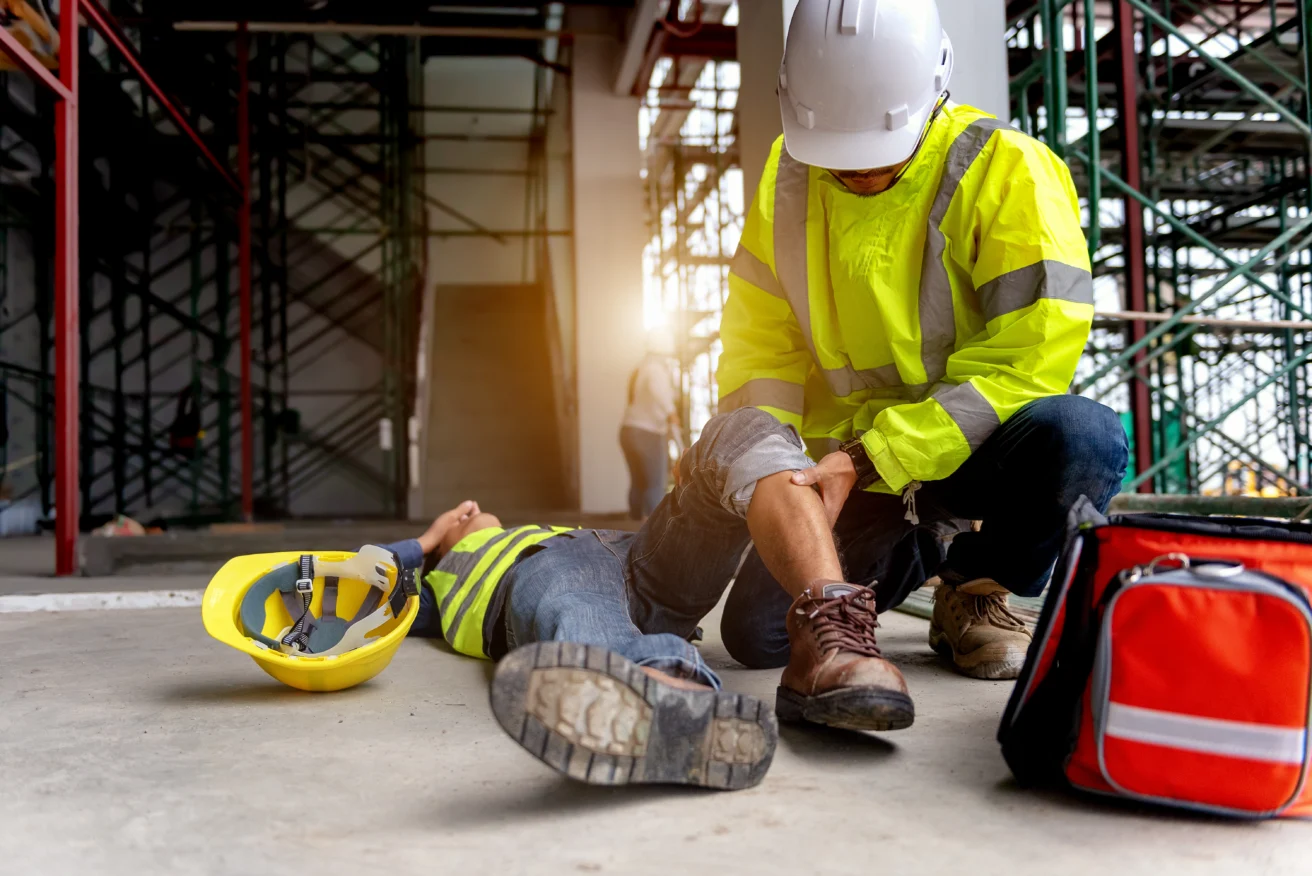 Source : https://www.postmanlaw.com/news-insights/what-are-the-common-causes-of-accidents-on-construction-sites/